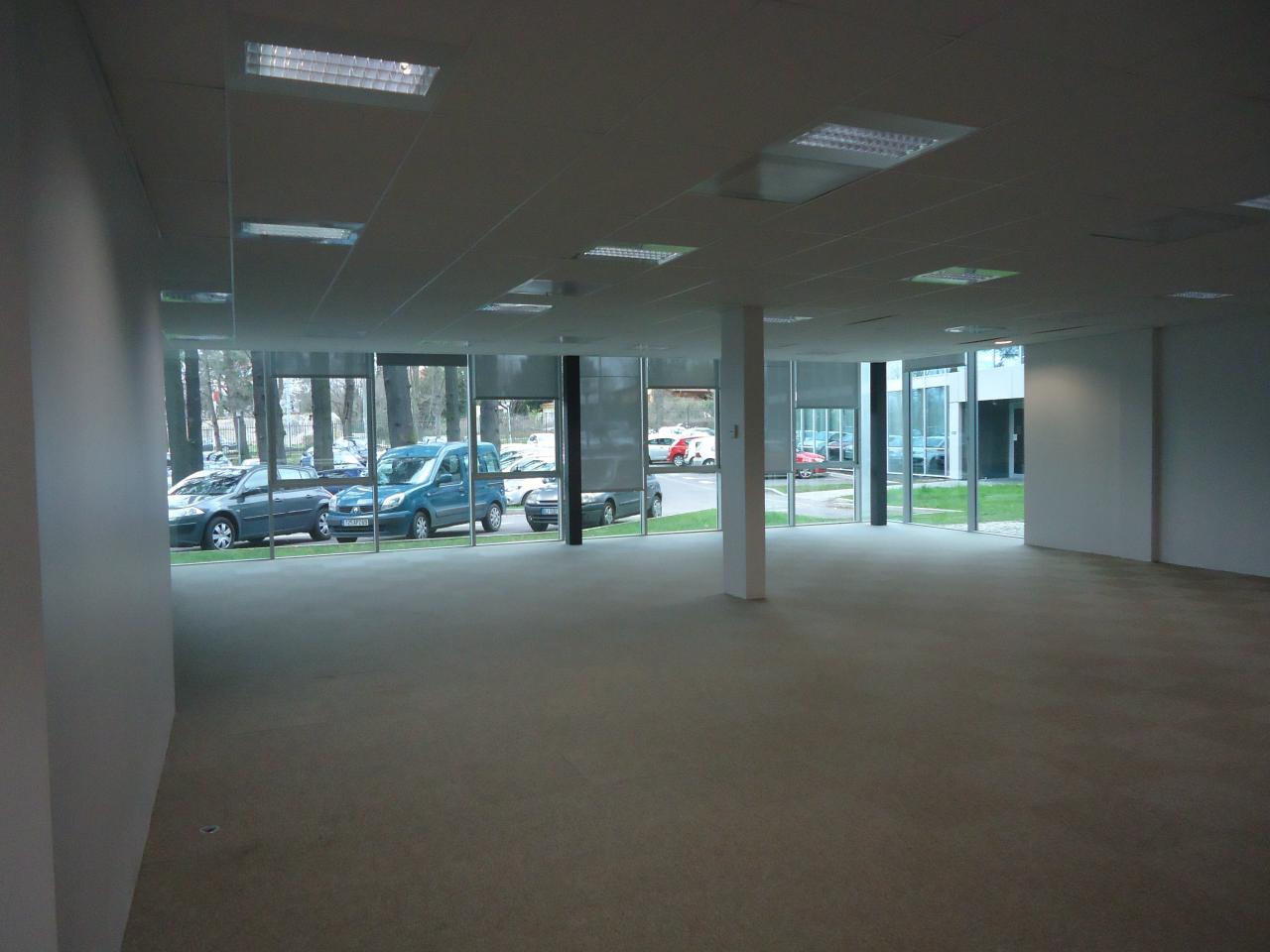 Bureau Limonest 476m² Location bureau Limonest Rhône OLBUR2109058 3